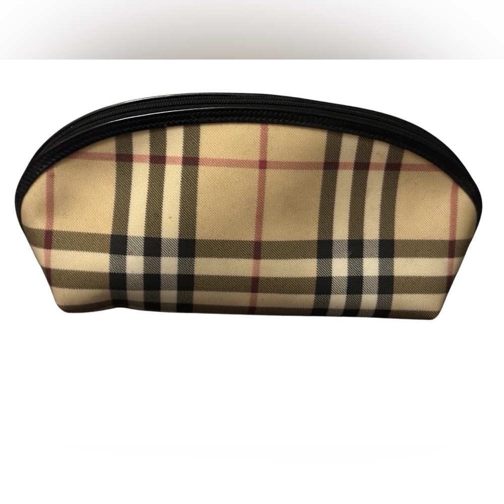 Burberry Novacheck Cosmetic Bag Gently Used